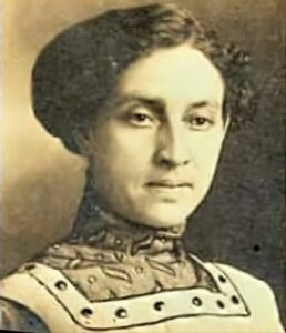Viola Eady DeWalt (@1900)